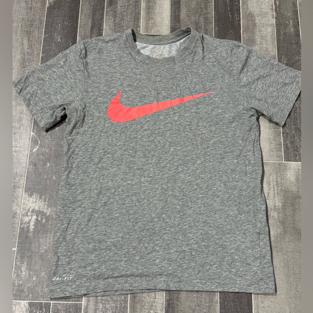 Nike Dri-FIT Heather Gray Top